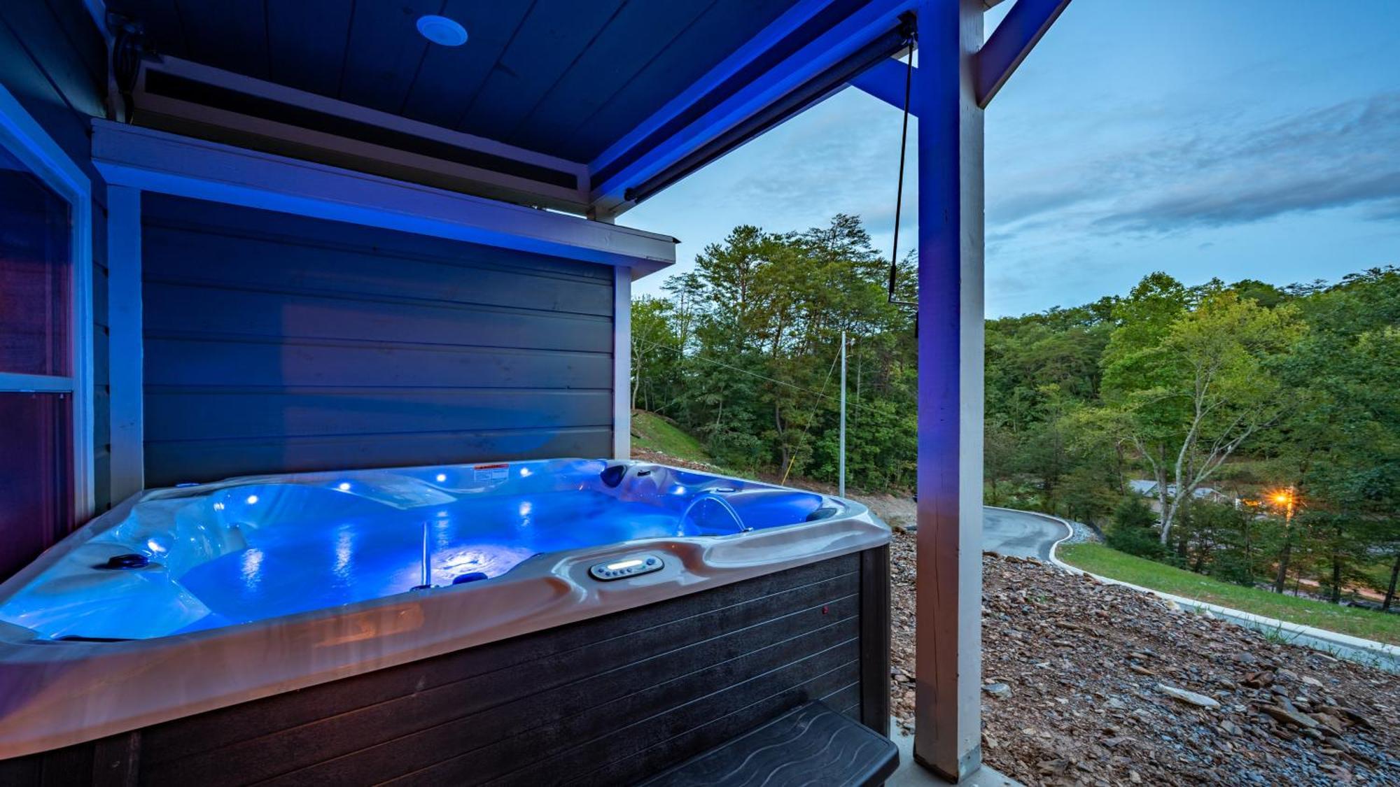 Liberty Lodge - Family Getaway With Pool, Hot Tub, Arcade & Dogs พิเจนฟอร์จ ภายนอก รูปภาพ