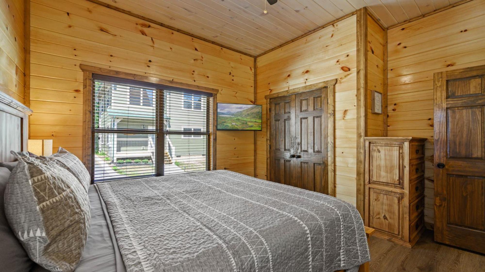 Liberty Lodge - Family Getaway With Pool, Hot Tub, Arcade & Dogs พิเจนฟอร์จ ภายนอก รูปภาพ