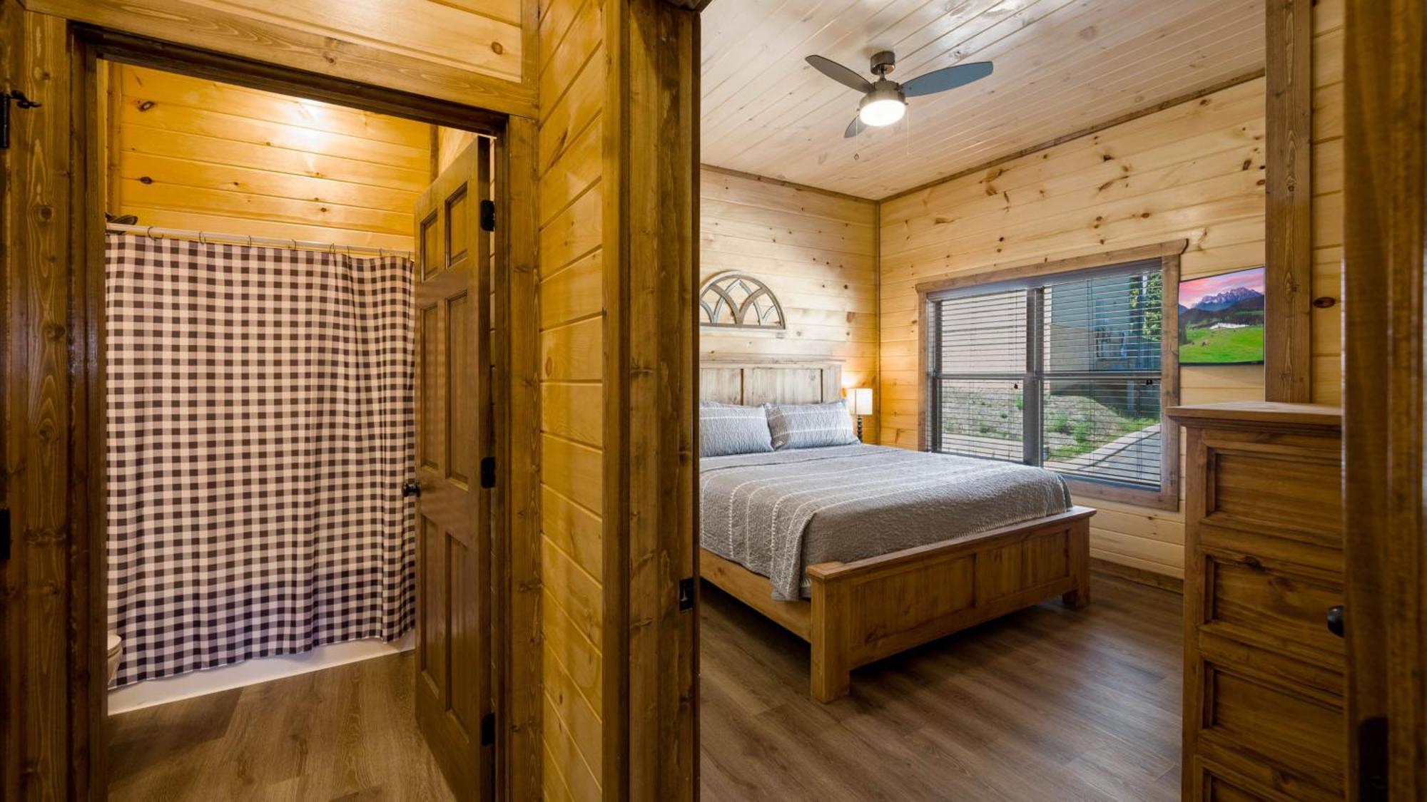 Liberty Lodge - Family Getaway With Pool, Hot Tub, Arcade & Dogs พิเจนฟอร์จ ภายนอก รูปภาพ
