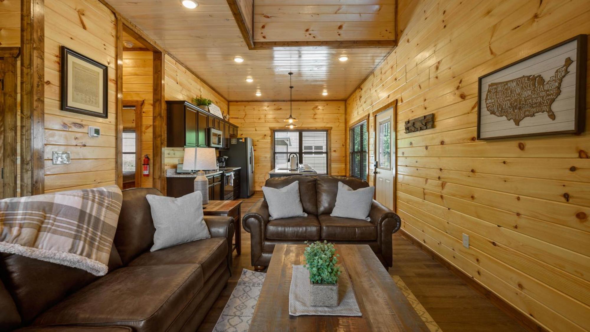 Liberty Lodge - Family Getaway With Pool, Hot Tub, Arcade & Dogs พิเจนฟอร์จ ภายนอก รูปภาพ