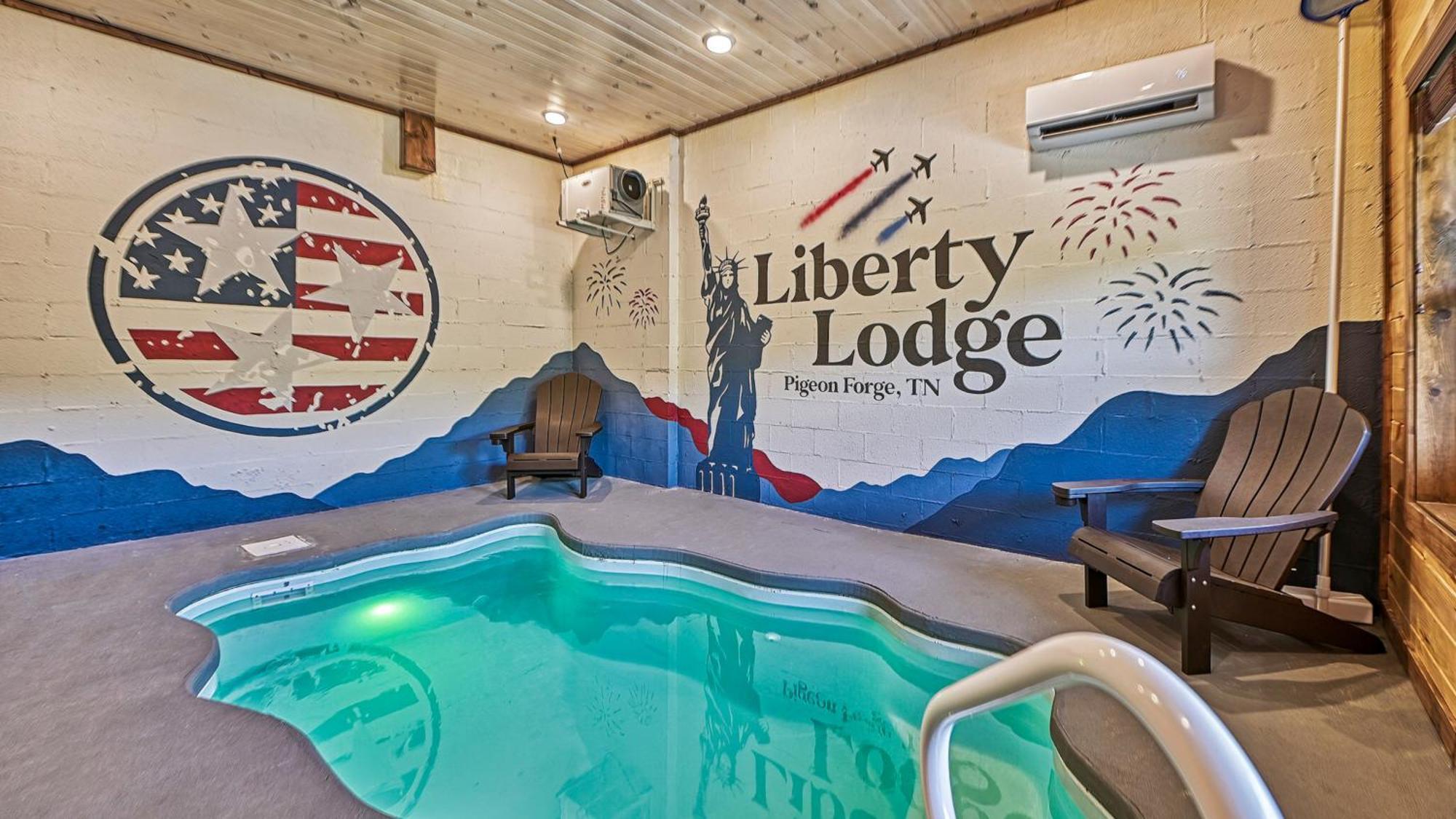 Liberty Lodge - Family Getaway With Pool, Hot Tub, Arcade & Dogs พิเจนฟอร์จ ภายนอก รูปภาพ